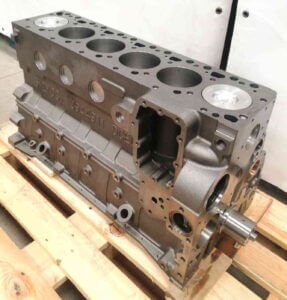 Motora bloks komplektā Cummins 6B S6D102 (jauns) Motora bloks komplektā Cummins 6B S6D102 (jauns)