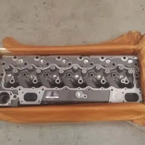 Motora galva 8N6796 ir piemērota CATERPILLAR 3306 DI komplektam.
