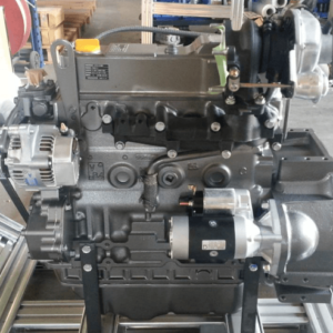YANMAR 4TNV84T dzinējs (JAUNS) YANMAR 4TNV84T dzinējs (JAUNS)