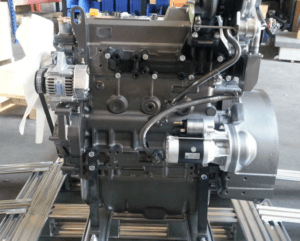 YANMAR 4TNV98T dzinējs (JAUNS) YANMAR 4TNV98T dzinējs (JAUNS)