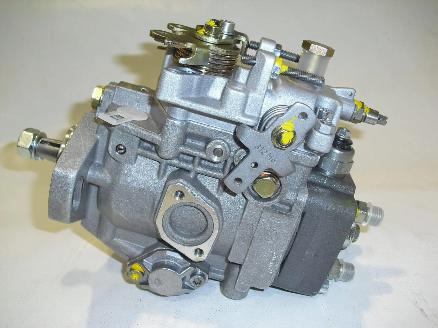 Bosch 0.460.303.154 restaurēts degvielas sūknis