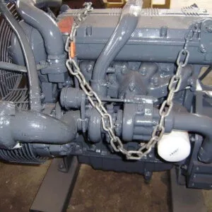 DEUTZ BF4M1008 dzinējs (ATJAUNOTS)