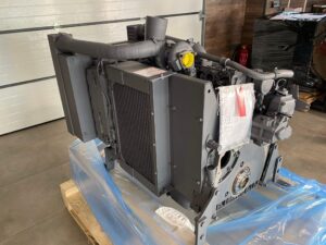 DEUTZ BF4M1012C DZINĒJS (ATJAUNOTS)