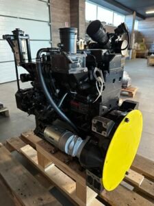 CUMMINS B3.3 dzinējs MECALAC 8MCR (JAUNS) CUMMINS B3.3 dzinējs MECALAC 8MCR (JAUNS)
