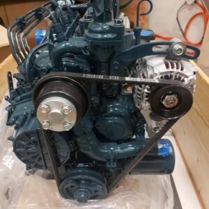 Kubota V1505 dzinējs 1G904-21000 (JAUNS) Kubota V1505 dzinējs 1G904-21000 (JAUNS)