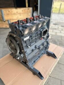 MERCEDES-BENZ OM904LA DZINĒJA BLOKS AR IEKŠĒJĀM SASTĀVDAĻĀM (JAUNS) MERCEDES-BENZ OM904LA DZINĒJA BLOKS AR IEKŠĒJĀM SASTĀVDAĻĀM (JAUNS)