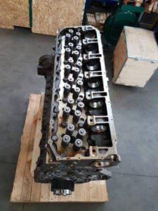 IVECO F3BE3681B dzinēja garais bloks CATERPILLAR C18, AR Nr. 5557174 (JAUNS)