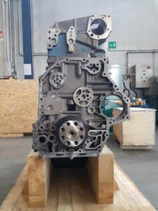 IVECO F3BE3681B dzinēja garais bloks CATERPILLAR C18, AR Nr. 5557174 (JAUNS)