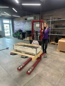 MOTORA GALVA CUMMINS 6TA-590, 3967458 GADĪJUMĀ MX120, MX170 (JAUNS)