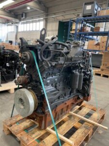 IVECO / FPT T7030/T7040T7050 TRAKTORS NEF 6 CYL. motora 87527225 (JAUNS) IVECO / FPT T7030/T7040T7050 TRAKTORS NEF 6 CYL. motora 87527225 (JAUNS)