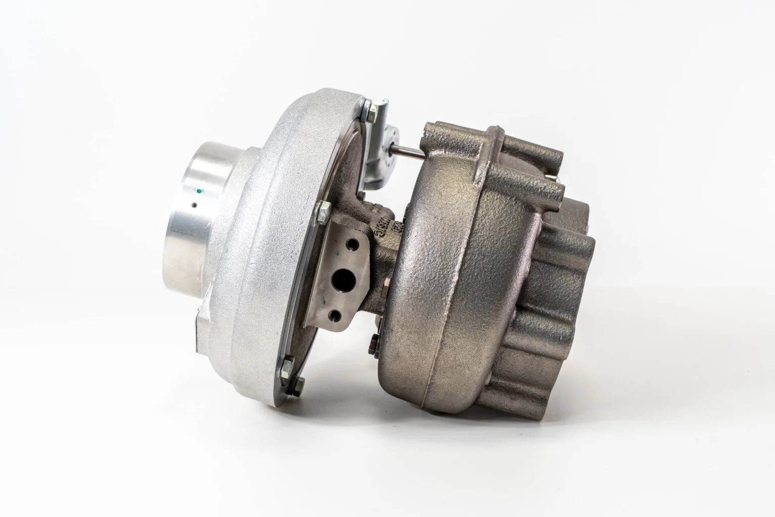 Turbina 53319907145 Borgwarner TRUCK CF85/XF95 355KW 2007 (NAUJA)