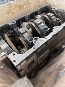 PERKINS 1004-40T dzinēja īsais bloks AQ31424, ZZ50293 (JAUNS) PERKINS 1004-40T dzinēja īsais bloks AQ31424, ZZ50293 (JAUNS)