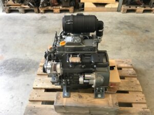 YANMAR 3TNV88 dzinējs (JAUNS) YANMAR 3TNV88 dzinējs (JAUNS)